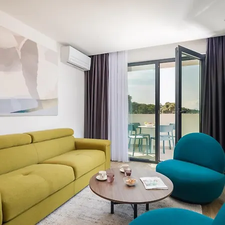 Amfora Selection - Luxury With Swimming Pool And Garage * Makarska